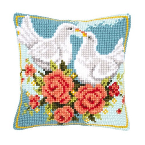 Cojín pareja de palomas