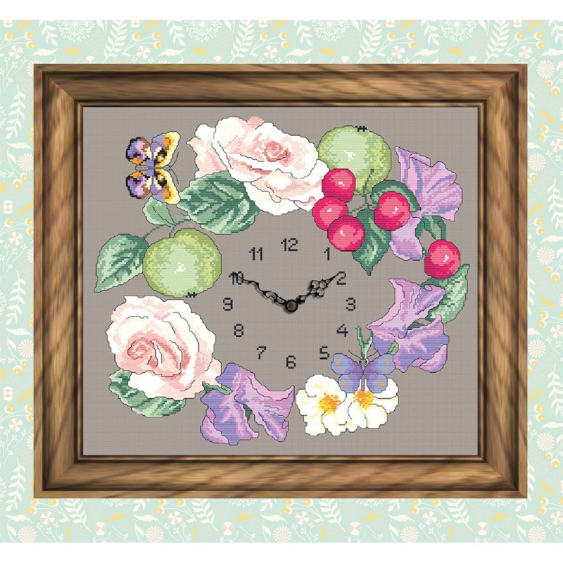 Reloj con flores y frutas